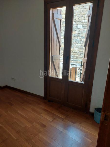 Foto 98aa4df8-6382-43b0-a855-54b2e3c80f79. Casa pareada casa en venta en barós, en Poblaciones Sur Jaca