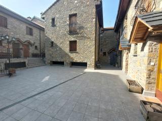 Casa aparellada  Avenida del mocholin. Casa en venta en barós,