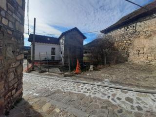Terreny residencial a Calle san miguel 15. Solar en venta en siresa
