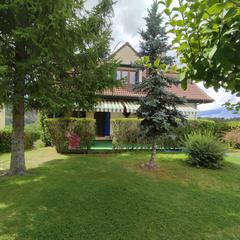 Chalet  Calle autonomía de aragón. Chalet en venta en sabiñanigo