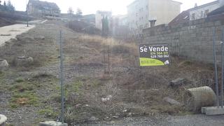 Terreny residencial a Calle sánchez ventura 37. Terreno en venta en sabiñanigo