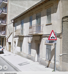Maison à Calle coli escalona, leonardo 22. Casa a reformar en sabiñánigo