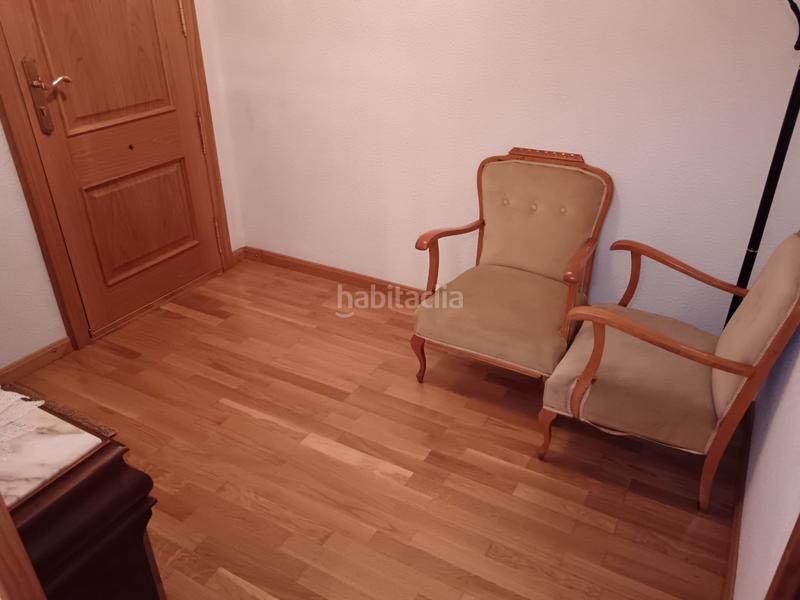 Foto 30cd891e-aace-4600-ac00-7f39daab2f92. Piso en calle san juan de la peña 1 piso céntrico en venta en Sabiñánigo