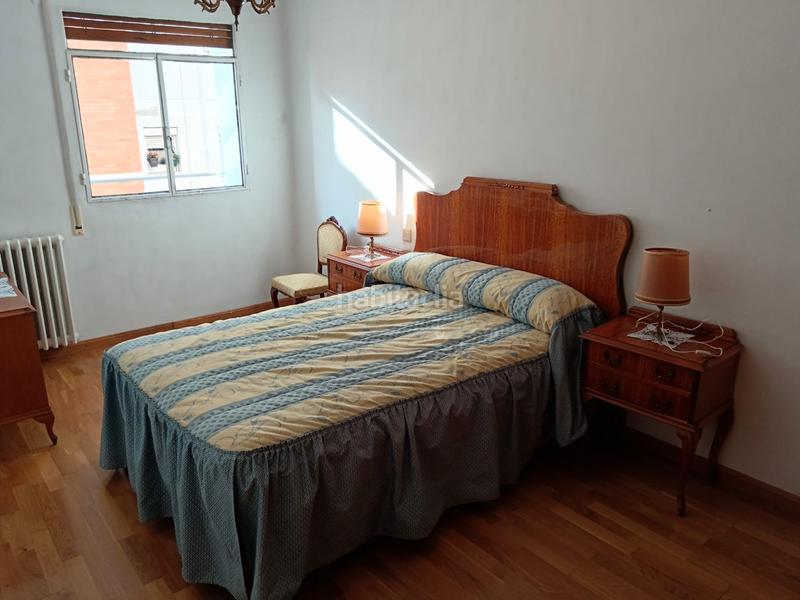 Foto 32816e56-9e9a-49a6-9812-6c6fa2c6fdec. Piso en calle san juan de la peña 1 piso céntrico en venta en Sabiñánigo