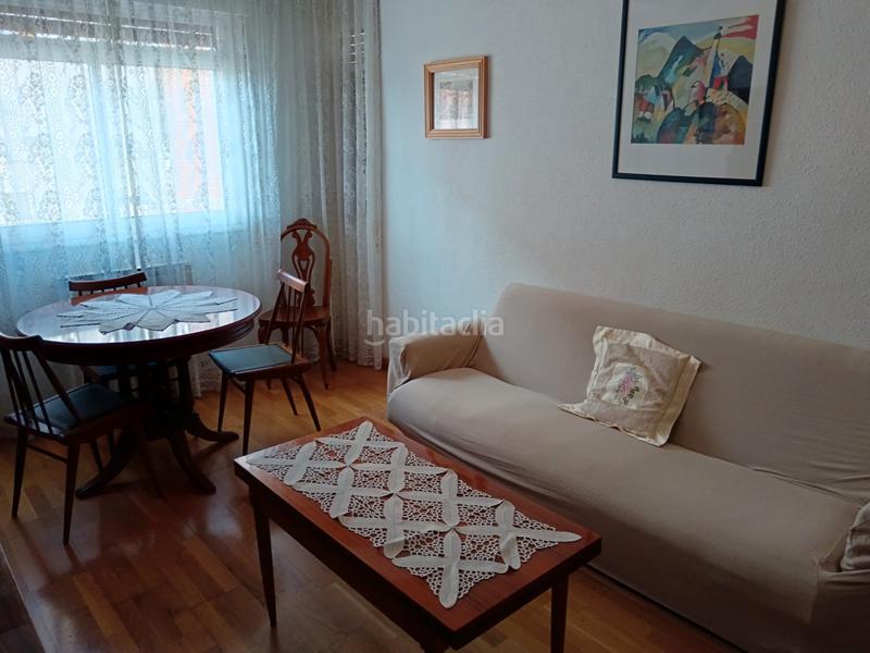 Foto 3b636153-0da2-4f7f-815e-1bc654e7c175. Piso en calle san juan de la peña 1 piso céntrico en venta en Sabiñánigo