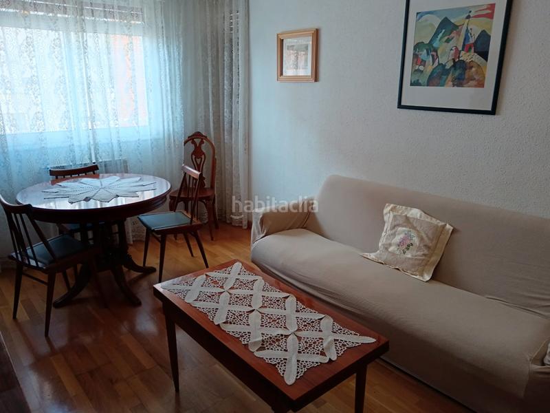 Foto 56edbbd3-14da-4120-a9ab-e41f41ce7451. Piso en calle san juan de la peña 1 piso céntrico en venta en Sabiñánigo