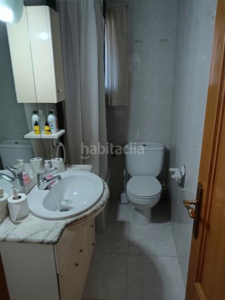 Foto fcdb303e-ae62-4125-ab4d-c8a103bc6986. Piso en calle san juan de la peña 1 piso céntrico en venta en Sabiñánigo