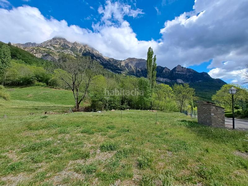 Foto 539d260f-a6ca-4a9c-a290-1d9154939451. Terreno residenziale in avenida del mirador 2 in Hoz de Jaca