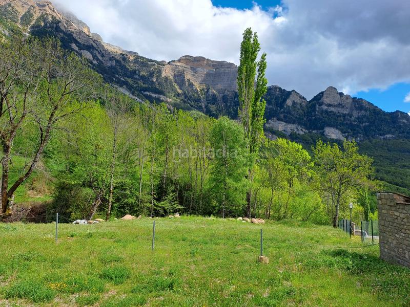 Foto ed34f81c-6fc6-42c8-9c5d-c2f147dcd2f1. Terreno residenziale in avenida del mirador 2 in Hoz de Jaca