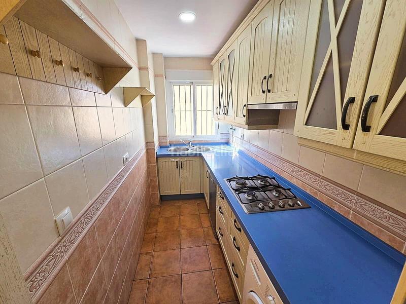 Foto 61df56da-bf56-4c57-9986-958baf1146ec. Casa adosada excelente unifamiliar en zona fuente amarga , chiclana en Chiclana de la Frontera