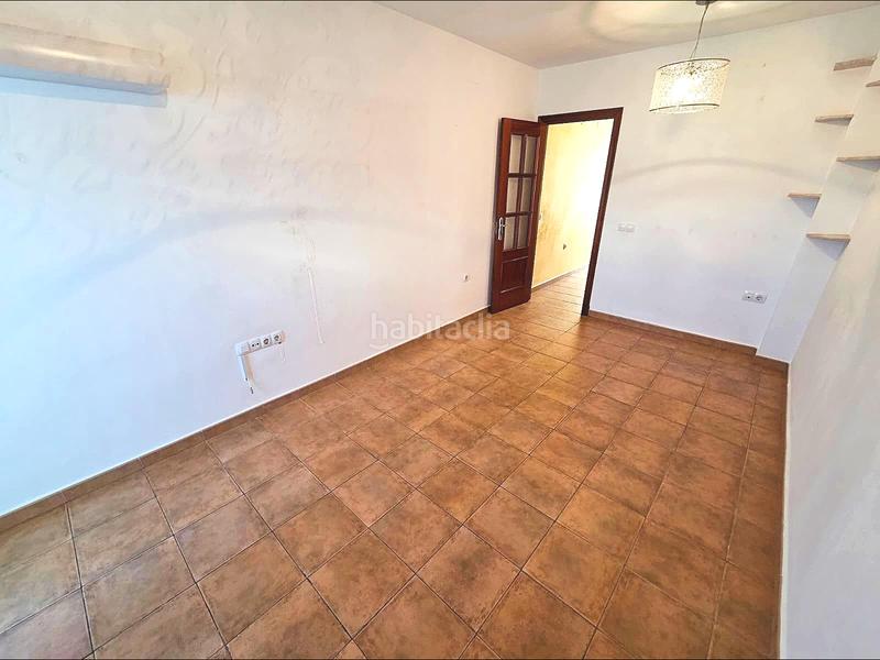Foto 80ad989c-a6e7-4e05-aac0-892c39f8ccb6. Casa adosada excelente unifamiliar en zona fuente amarga , chiclana en Chiclana de la Frontera
