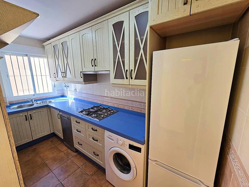 Foto a95bbdc8-7a28-450f-b7fb-f7e3349c266d. Casa adosada excelente unifamiliar en zona fuente amarga , chiclana en Chiclana de la Frontera