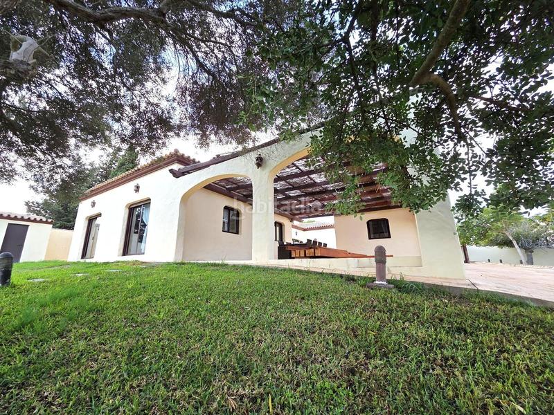 Foto 07075f99-665c-40f8-8409-c5744d3fe769. Chalet con parcheggio in Los Franceses - La Vega Chiclana de la Frontera