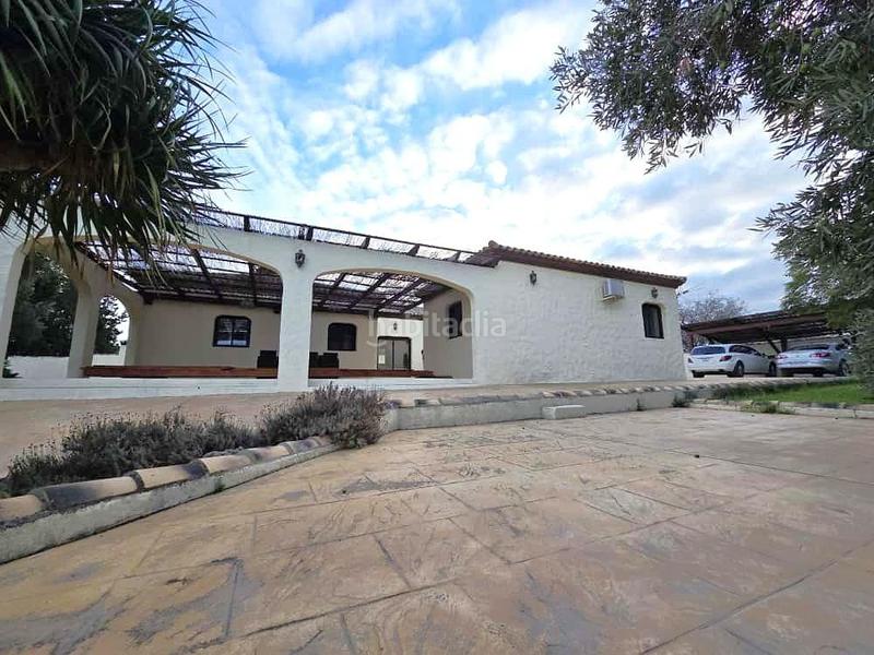 Foto 2bd53c3c-576c-4853-b210-58b33a0faf3b. Chalet con parcheggio in Los Franceses - La Vega Chiclana de la Frontera