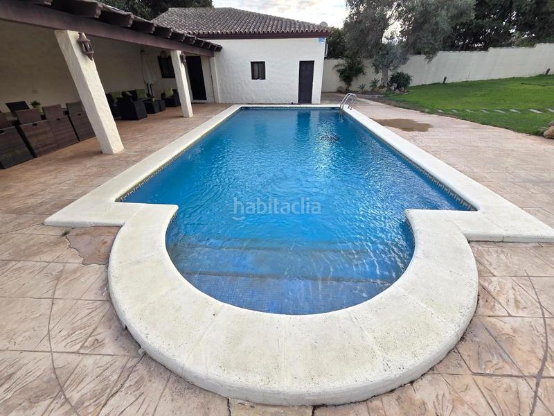 Foto 38f2472b-c623-4c7e-8d9e-eb05a4e22174. Chalet con parcheggio in Los Franceses - La Vega Chiclana de la Frontera