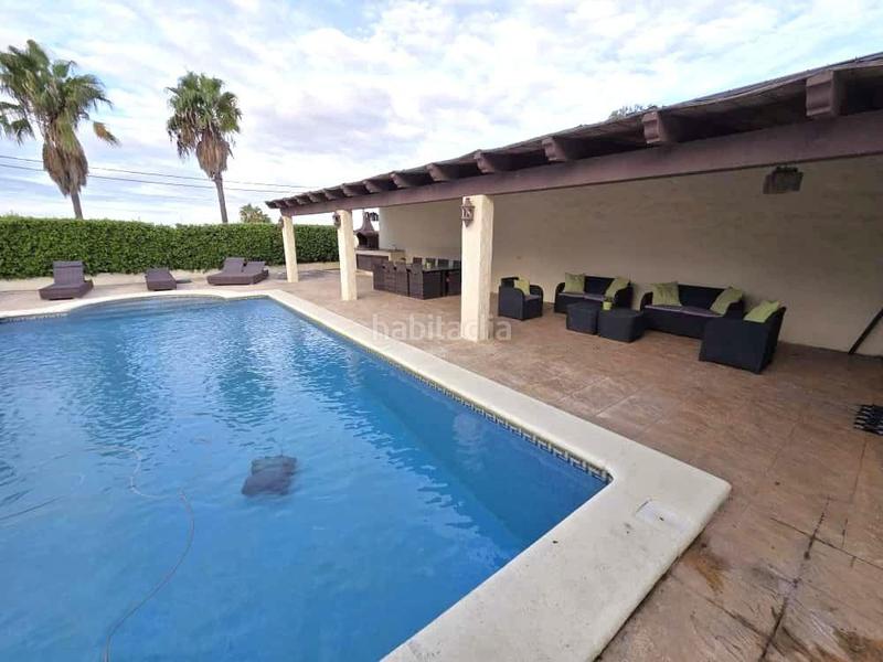 Foto 3e2a1fe9-ddfc-41ac-b86a-6c3f919d43cc. Chalet con parcheggio in Los Franceses - La Vega Chiclana de la Frontera