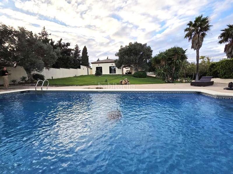 Foto 57fdbf1c-6ad6-4b7e-bba1-084bda0d789a. Chalet con parcheggio in Los Franceses - La Vega Chiclana de la Frontera