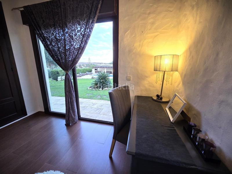 Foto b3d56254-78ac-46a8-8148-7451efb677fa. Chalet con parcheggio in Los Franceses - La Vega Chiclana de la Frontera