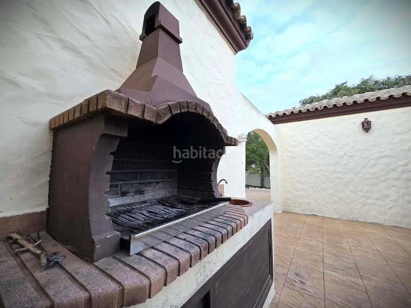 Foto bbf05a0f-7337-4757-b322-70ed03f7ce38. Chalet con parcheggio in Los Franceses - La Vega Chiclana de la Frontera