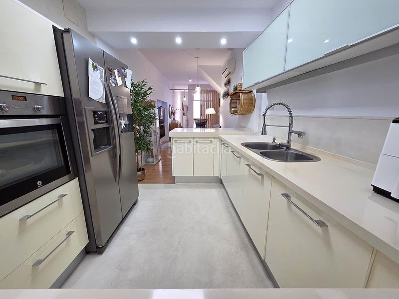 Foto e21adbc9-8c19-4ab9-b9f8-b27182e14feb. Piso precioso piso con excelentes calidades en pleno centro al precio de 196.500 en Chiclana de la Frontera