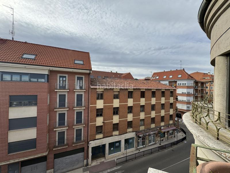 Foto 4bd646d8-307c-4303-9195-12d4983159cd. Pis a Benavente