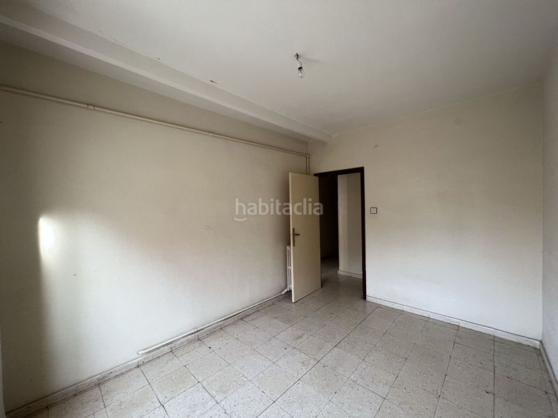 Foto 9914a9e9-3be6-4149-83d5-286c1aaed3be. Pis a Benavente