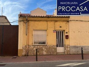 Haus in Ronda de rancha 19