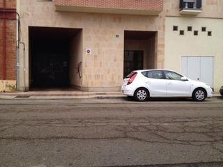 Parking voiture à Benavente