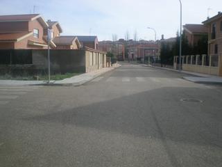 Terreny residencial a Benavente. Se vende magnífica parcela en esquina de 250 m2 con excelente or