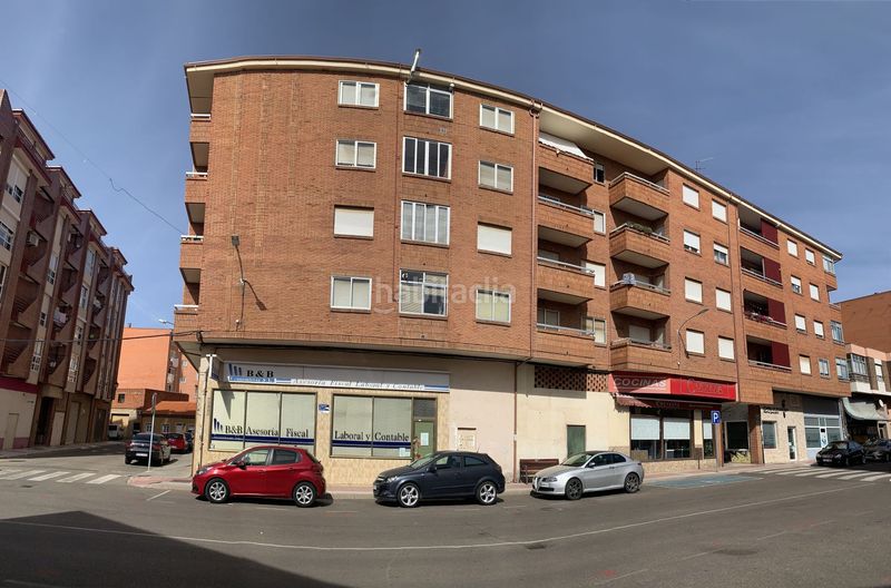 Foto d9e7cfce-5ec7-4e5e-b6e9-d3e4afc9ccab. Pis a Benavente
