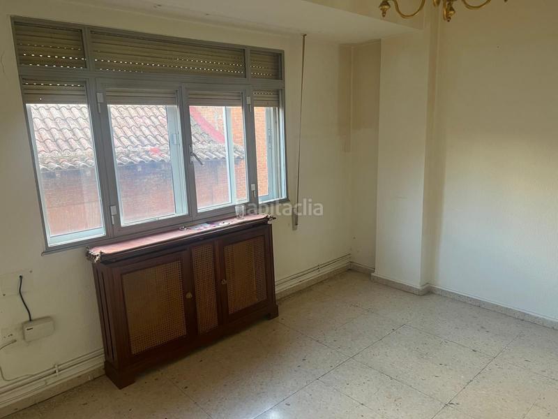 Foto b23df5f3-d181-4afa-a975-05464ee40afe. Pis a el progreso 3 a Benavente