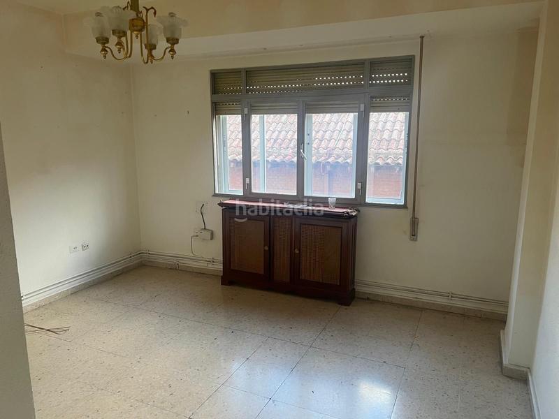 Foto e897a1aa-9e0d-4d7b-b911-9e5534cafb92. Pis a el progreso 3 a Benavente