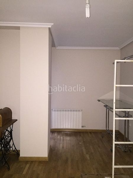 Foto 52f9e37f-6da2-467c-8042-593cd342305e. Pis a Benavente