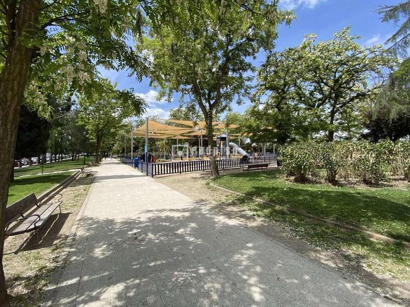 Foto 03f9831a-9f74-49a7-9bf4-b49ebecf5c71. Business premise in Vista Alegre Madrid