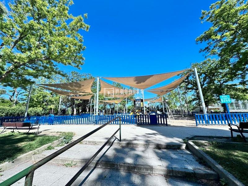 Foto 21f64c8f-5d5b-41cb-864f-30c6c11faf3d. Business premise in Vista Alegre Madrid