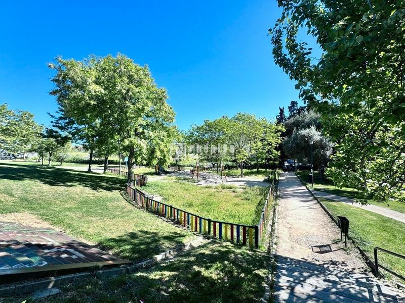 Foto dd28a987-4b12-4d43-b42d-11a42b6aeb71. Business premise in Vista Alegre Madrid