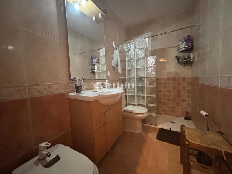 Foto 464536a1-76da-4ee0-92e9-16191399af8d. Pis amb calefacció a Puerta Bonita Madrid