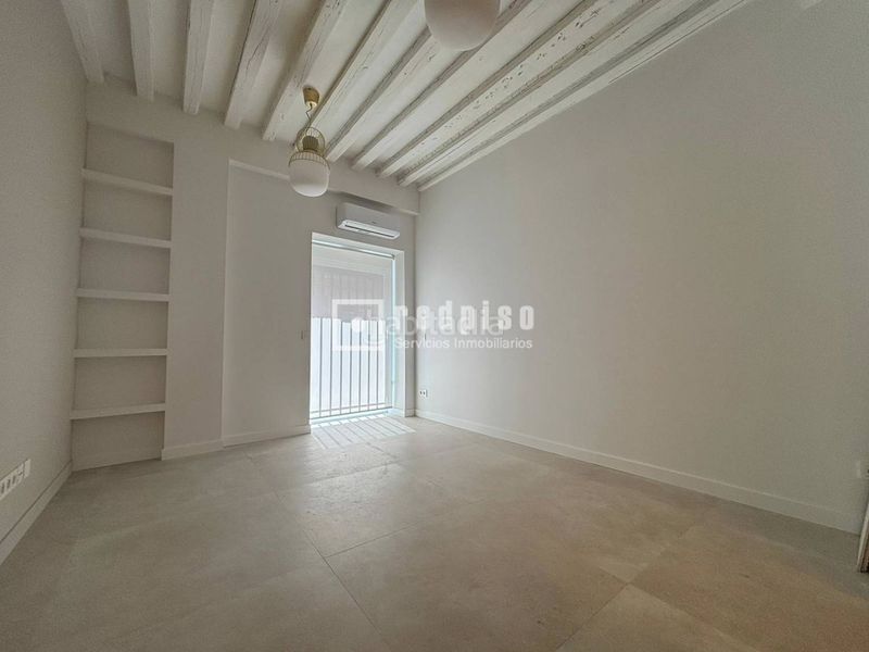 Foto 118b137c-d96f-48a6-8c1b-89ea09576f4a. Rent flat with heating in Puerta Bonita Madrid