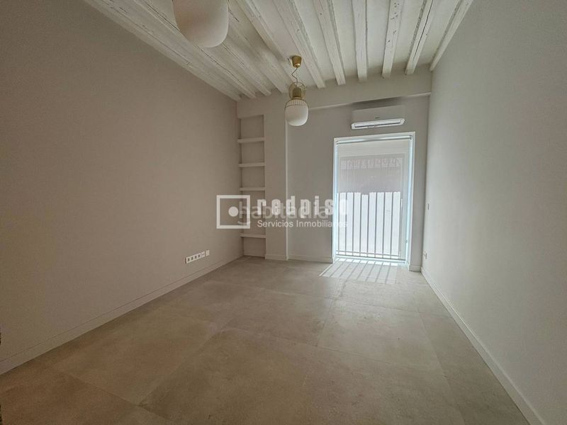 Foto cd1d9127-2ded-4e45-9292-6b5ee98f34b8. Rent flat with heating in Puerta Bonita Madrid