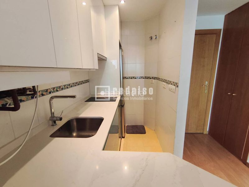Foto 111c65b6-136a-4861-bfd2-ebf7f98f62c9. Flat with heating parking in Vista Alegre Madrid