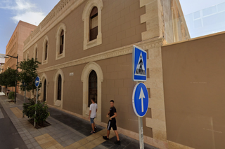 Alquiler Edificio en Plaza de Toros - Santa Rita. Alquiler 15.000  messuperficie 4.111 m2el propietario propone un