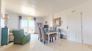 Apartamento en Los Collados-Los Geraneos. Se vende magnífica vivienda en una de las zonas más tranquilas d