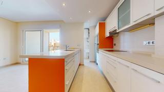 Apartament a Casco Antiguo. Se vende piso a estrenar en águilas, a solo 1 minuto andando de