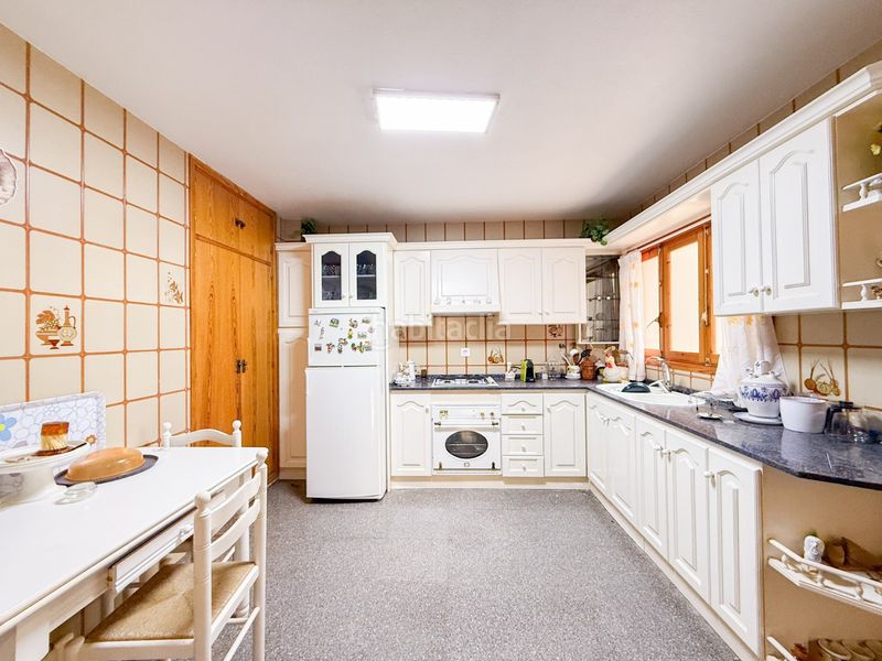 Foto 2887e3a6-b39d-4ecf-a927-bd9fb76dcf6e. Pis amb aparcament a Delicias Águilas