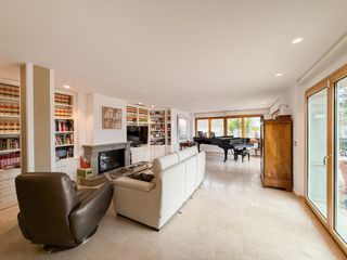 Penthouse in Casco Antiguo. Te presentamos este exclusivo ático en venta en el corazón de ág