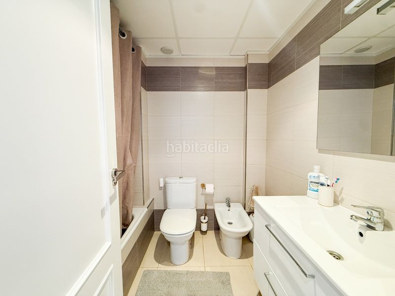 Foto b9406a47-e8af-41c7-95a8-b6617c4be7e6. Apartament amb aparcament piscina a Águilas