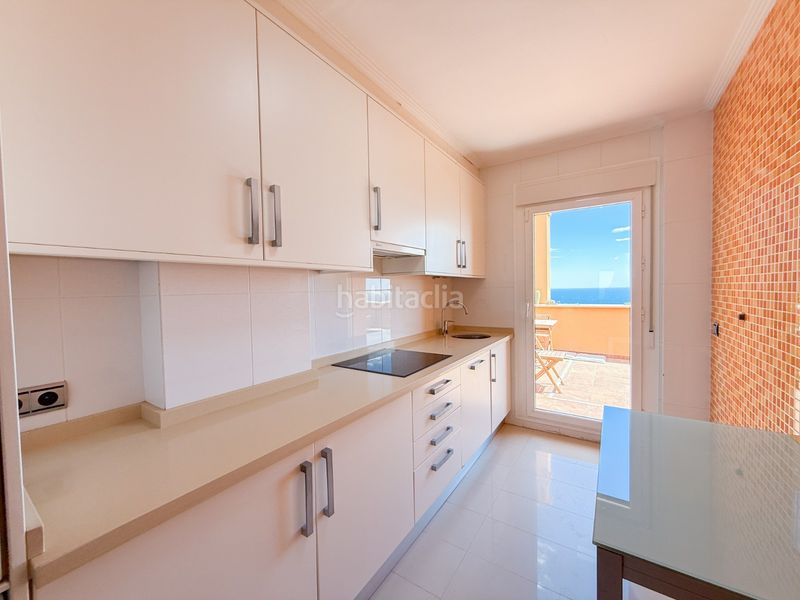 Foto 25e1e3c5-17da-41b8-847c-8b5ff035a76d. Àtic amb aparcament piscina a Isla del Fraile Águilas