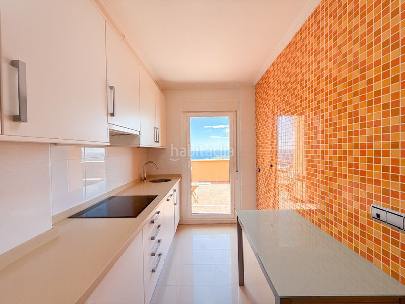 Foto 27c49413-3cf8-4fca-81c7-14cdae3e7d1b. Àtic amb aparcament piscina a Isla del Fraile Águilas