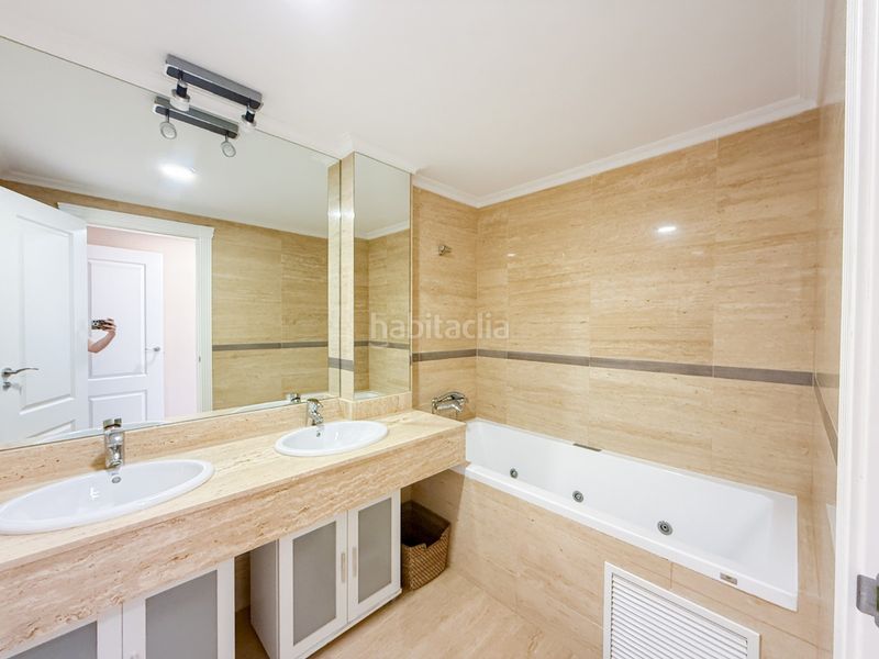 Foto e122f9da-2470-4f4b-a72d-428f6caaffd7. Àtic amb aparcament piscina a Isla del Fraile Águilas