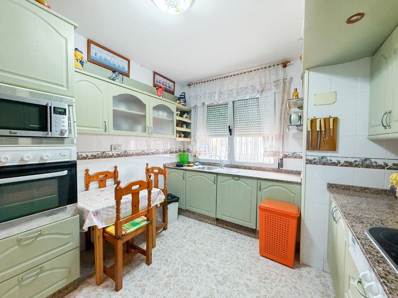 Foto 11dfb04e-729a-46d4-a2a9-29a5ffe3ccb0. Casa adossada a Calabardina Águilas
